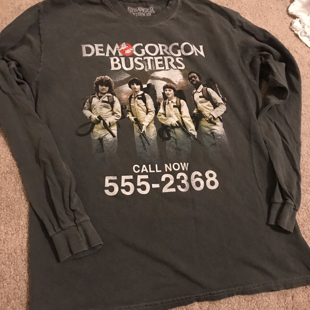 Gray long sleeve men’s top